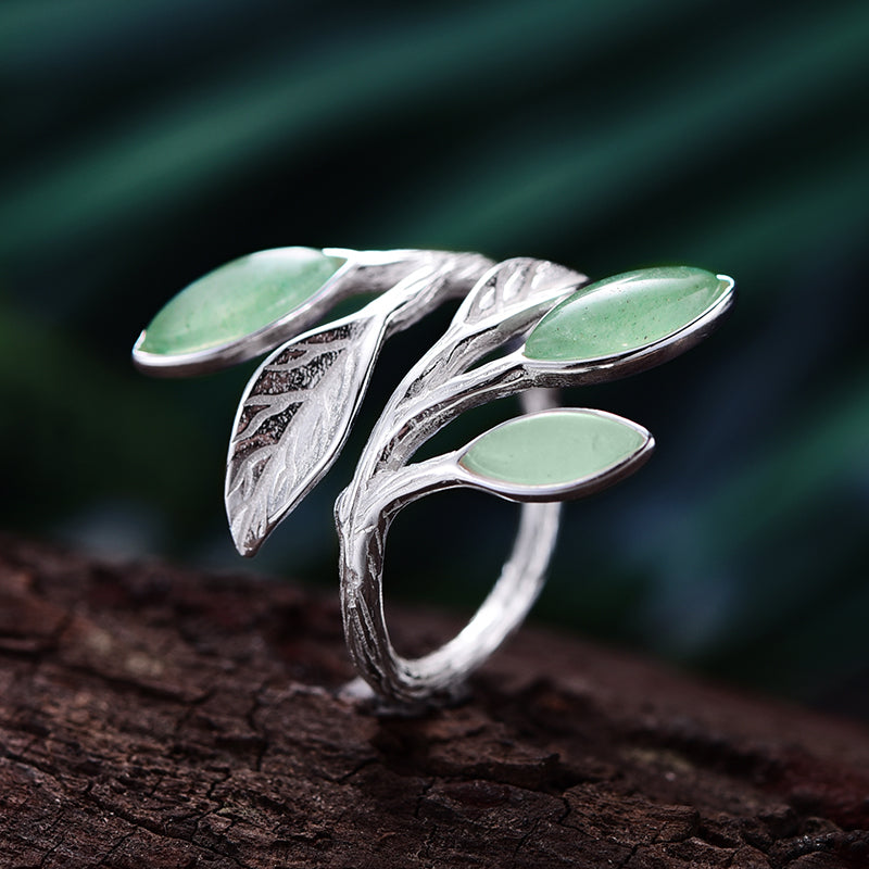 Spring in the Air Leaves Adjustable Ring