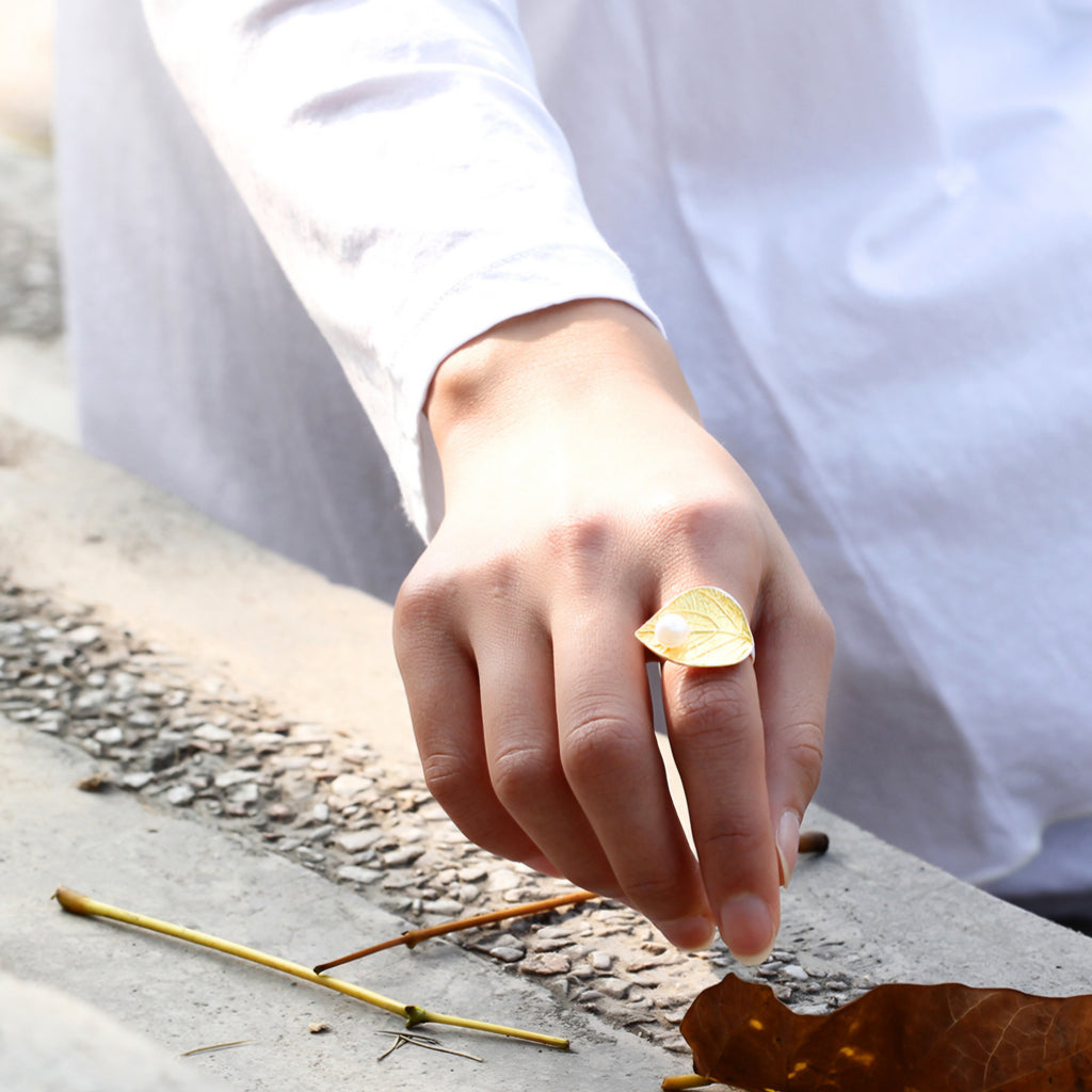 Pearl Leaf Ring